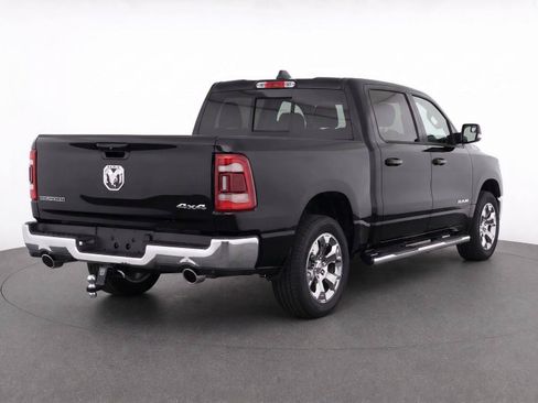 Used 2022 RAM 1500 Big Horn AWD/4WD image 4