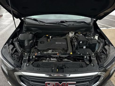 Used 2021 GMC Terrain SLE w/ Driver Convenience Package image 29