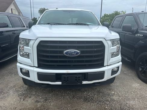 Used 2017 Ford F150 XLT w/ Equipment Group 302A Luxury AWD/4WD image 2