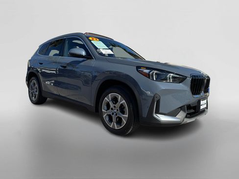 Used 2023 BMW X1 xDrive28i w/ Convenience Package image 7
