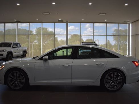 Used 2023 Audi A6 Premium Plus w/ Premium Plus Package AWD/4WD image 4