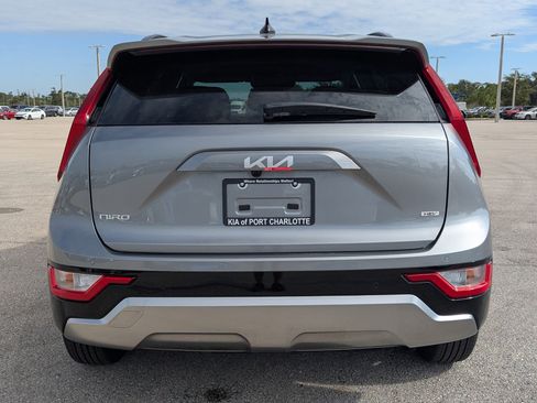 New 2025 Kia Niro SX image 6