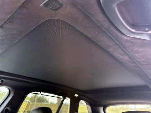 Used 2021 BMW X5 M Competition w/ Competition Package image 21