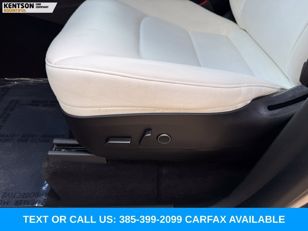 Used 2022 Tesla Model Y Performance AWD/4WD image 21