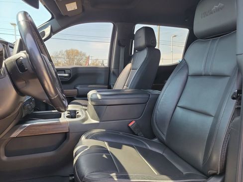 Used 2021 Chevrolet Silverado 1500 High Country image 17