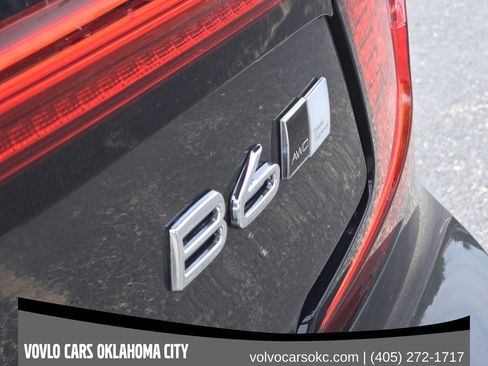 Certified 2023 Volvo S90 B6 Ultimate w/ Protection Package Premier AWD/4WD image 13