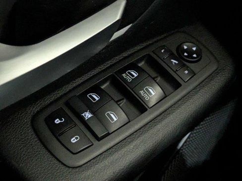 Certified 2021 RAM 1500 Big Horn RWD image 23