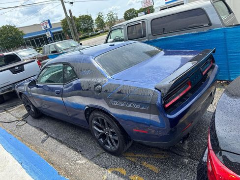 Used 2020 Dodge Challenger SXT w/ Blacktop Package RWD image 3