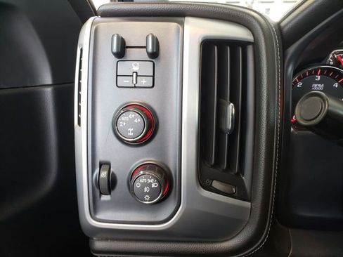 Used 2014 GMC Sierra 1500 SLE image 17