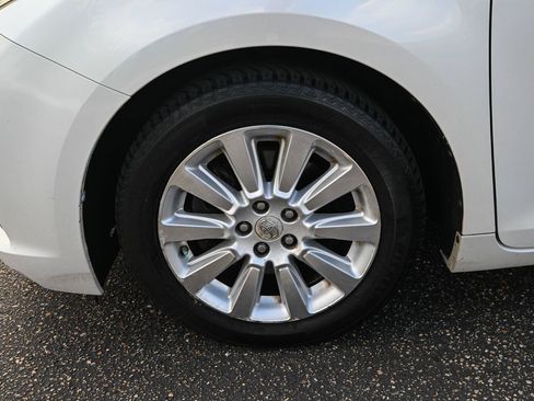 Used 2011 Toyota Sienna Limited w/ Premium Pkg FWD image 12