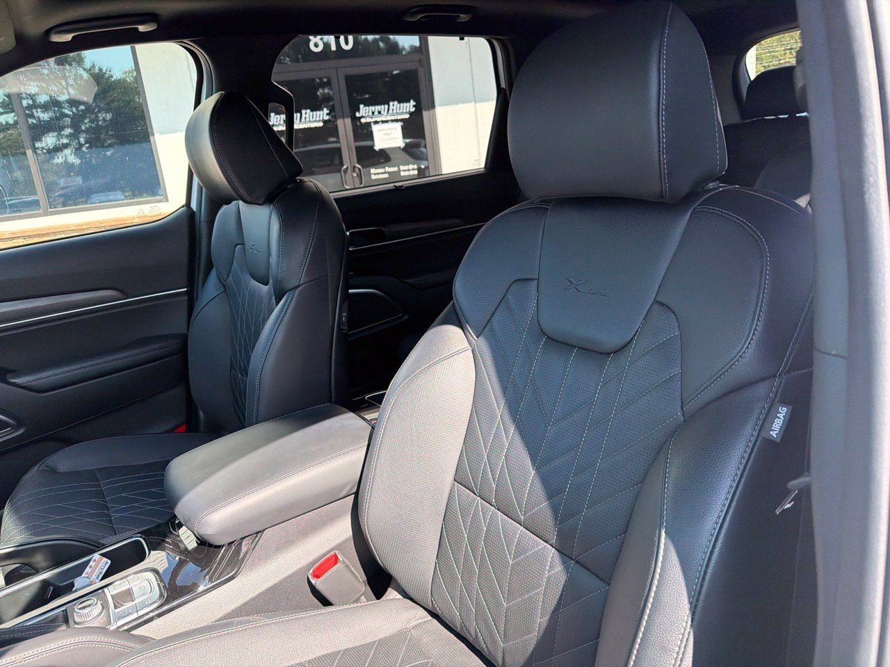 Used 2024 Kia Telluride SX X-Line AWD/4WD image 3
