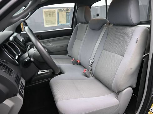 Used 2012 Toyota Tacoma 2WD Regular Cab image 13