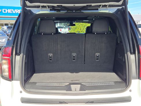 Used 2022 Chevrolet Tahoe Z71 w/ Z71 Off-Road Package image 15