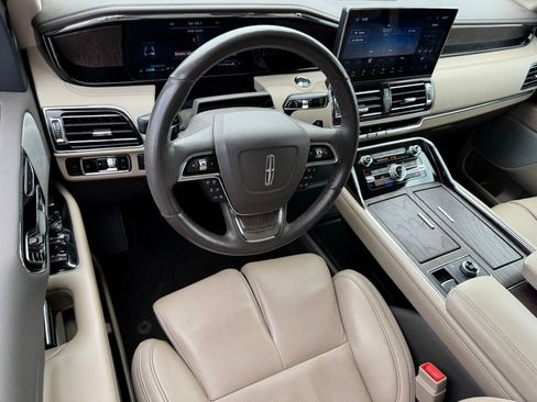 Used 2024 Lincoln Navigator L Reserve AWD/4WD image 24