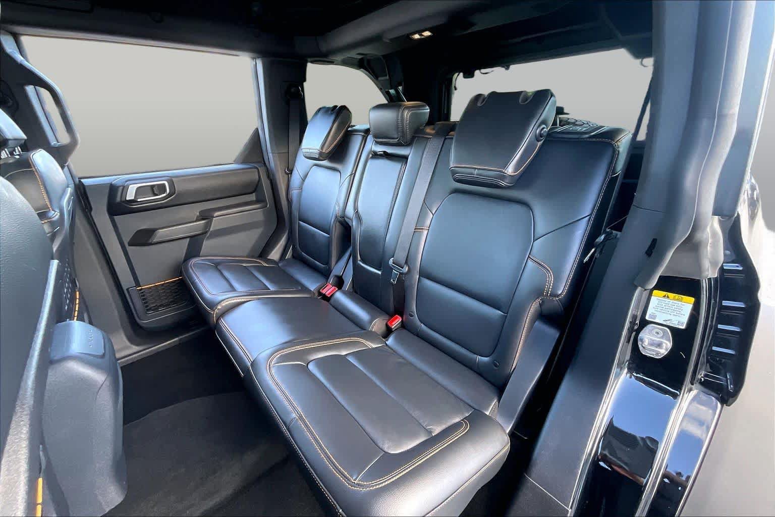 Used 2024 Ford Bronco Badlands AWD/4WD image 19