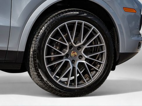 Used 2021 Porsche Cayenne image 62