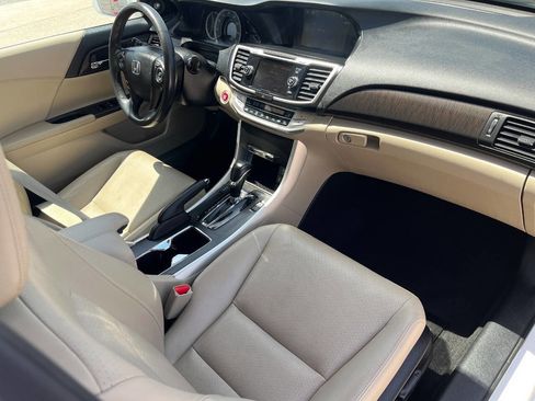Used 2014 Honda Accord EX-L image 18