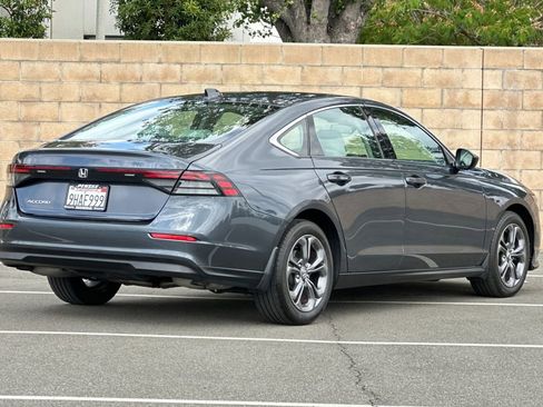 Used 2023 Honda Accord EX image 4
