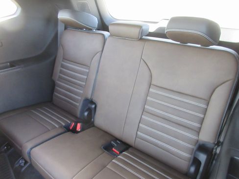 New 2026 GMC Acadia Denali Ultimate image 14