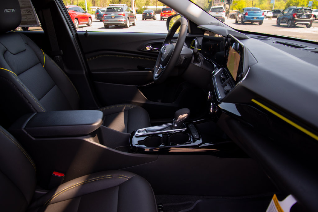 New 2026 Chevrolet Trax ACTIV w/ Driver Confidence Package FWD image 16