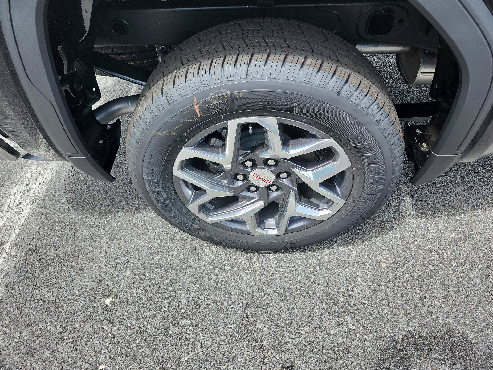 New 2026 GMC Sierra 1500 SLE AWD/4WD image 6
