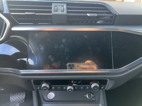 Used 2020 Audi Q3 2.0T Premium Plus w/ Premium Plus Package image 18