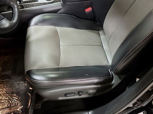 Used 2020 Nissan Pathfinder SL image 24