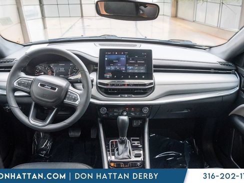 Used 2023 Jeep Compass Limited w/ Elite Group AWD/4WD image 5