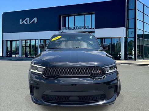 Used 2024 Dodge Durango SXT w/ SXT Blacktop Group RWD image 6
