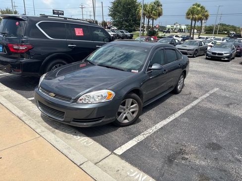 Used 2010 Chevrolet Impala LS FWD image 1