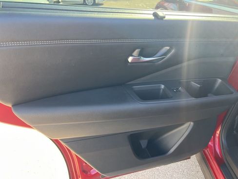 Certified 2024 Nissan Pathfinder Platinum image 10