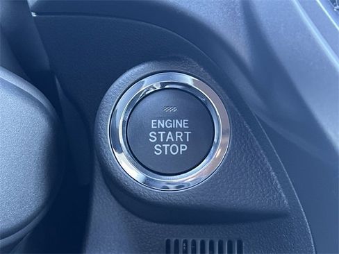 Used 2025 Subaru Forester Limited image 19