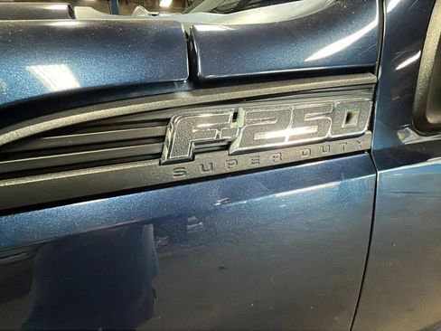 Used 2016 Ford F250 XL w/ Power Equipment Group AWD/4WD image 14