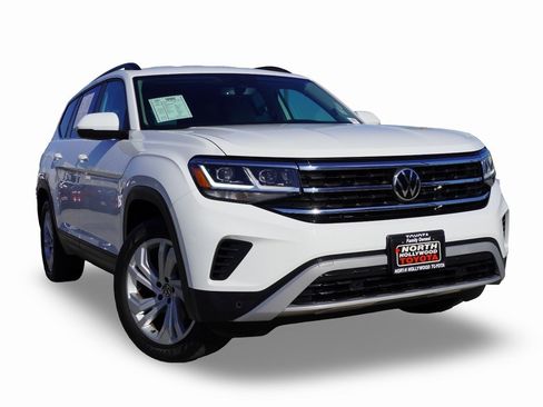 Used 2022 Volkswagen Atlas SE image 2