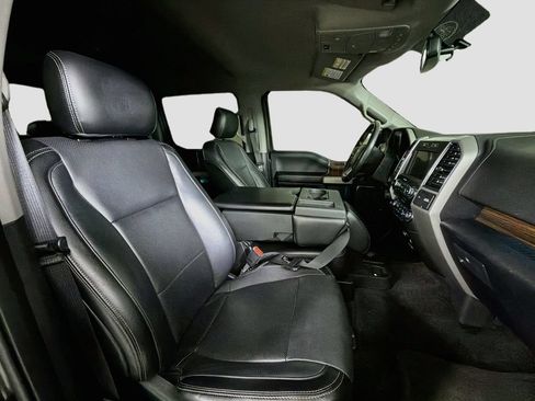 Used 2017 Ford F150 Lariat w/ Max Trailer Tow Package AWD/4WD image 27