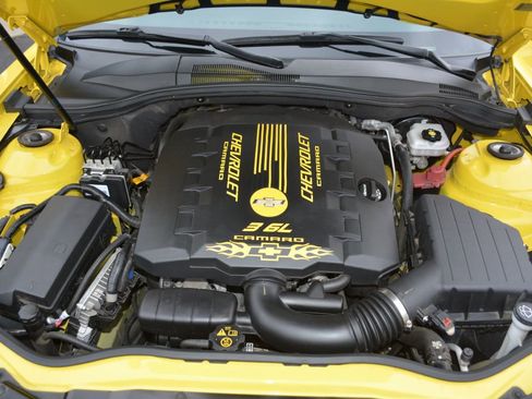 Used 2014 Chevrolet Camaro LT w/ RS Package RWD image 13