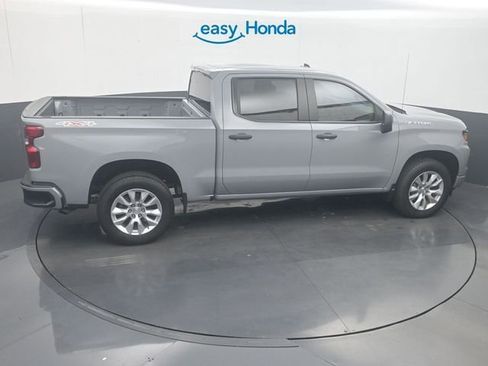 Used 2024 Chevrolet Silverado 1500 Custom image 25