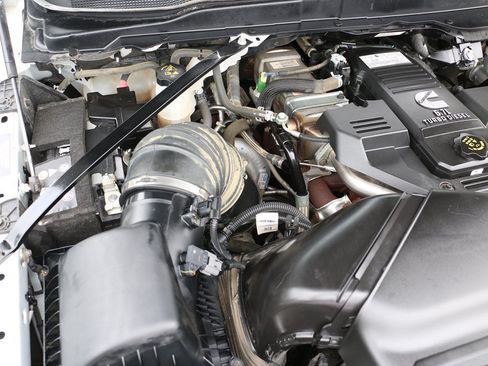 Used 2024 RAM 3500 Tradesman w/ Chrome Appearance Group AWD/4WD image 36