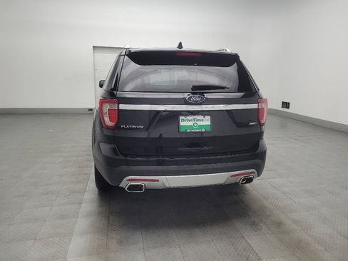 Used 2017 Ford Explorer Platinum image 6