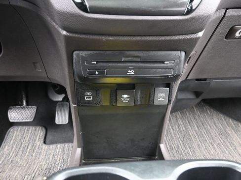 Certified 2023 Honda Odyssey Touring image 33