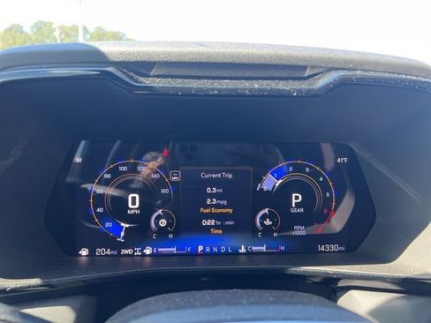 Used 2024 Chevrolet Colorado Z71 w/ Z71 Convenience Package 2 image 24