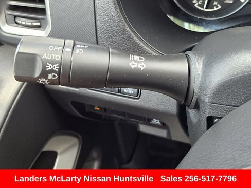 Used 2024 Nissan Frontier SL w/ Technology Package AWD/4WD image 28