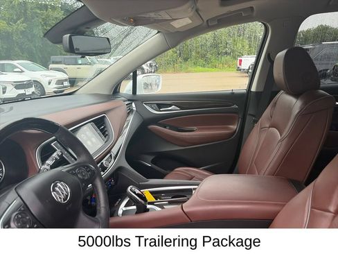 Used 2018 Buick Enclave Avenir w/ Avenir Technology Package AWD/4WD image 17