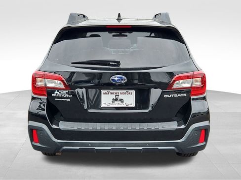 Used 2018 Subaru Outback 2.5i Limited image 6