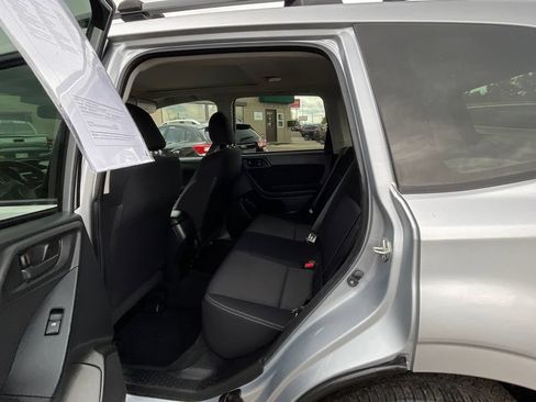 Used 2014 Subaru Forester 2.5i Premium w/ All-Weather Package AWD/4WD image 20