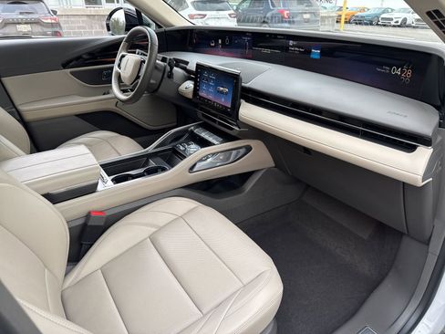 Used 2024 Lincoln Nautilus Premier w/ Equipment Group 102A image 45