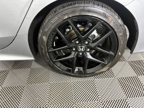 Used 2025 Honda Civic Sport image 33