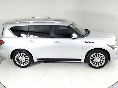 Used 2016 INFINITI QX80 4WD w/ Deluxe Technology Package image 14