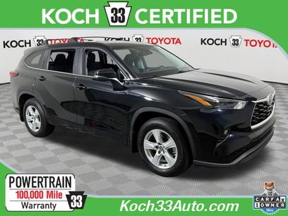 Used 2023 Toyota Highlander LE