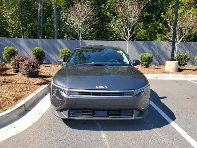 Used 2025 Kia K4 FWD image 2